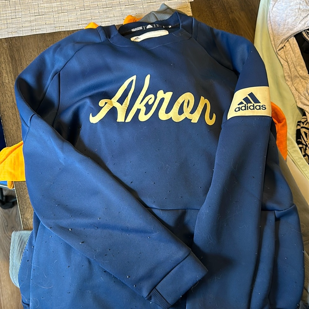 University of Akron pullover jacket